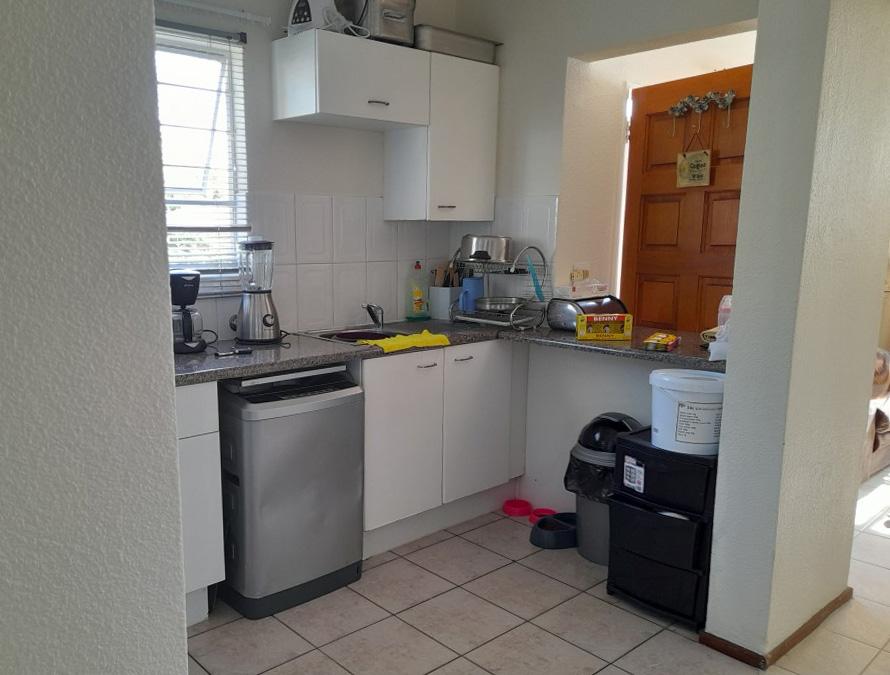 To Let 2 Bedroom Property for Rent in Douglasdale Gauteng