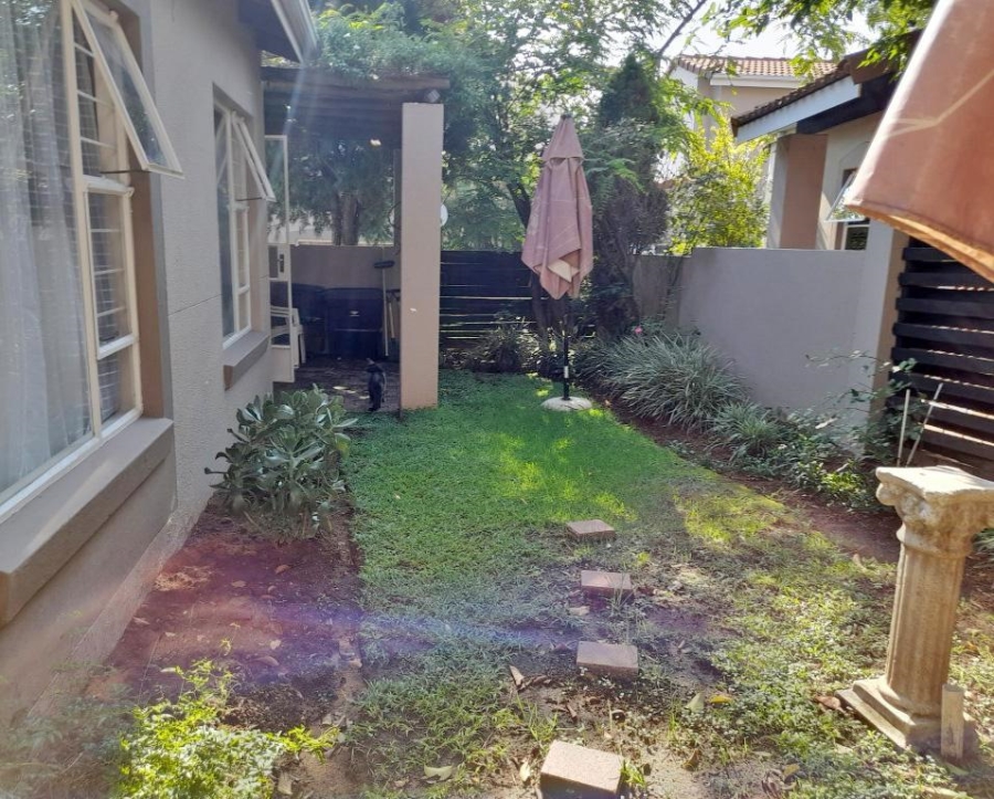 To Let 2 Bedroom Property for Rent in Douglasdale Gauteng
