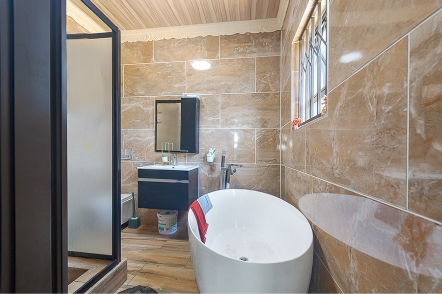 3 Bedroom Property for Sale in Birchleigh Gauteng