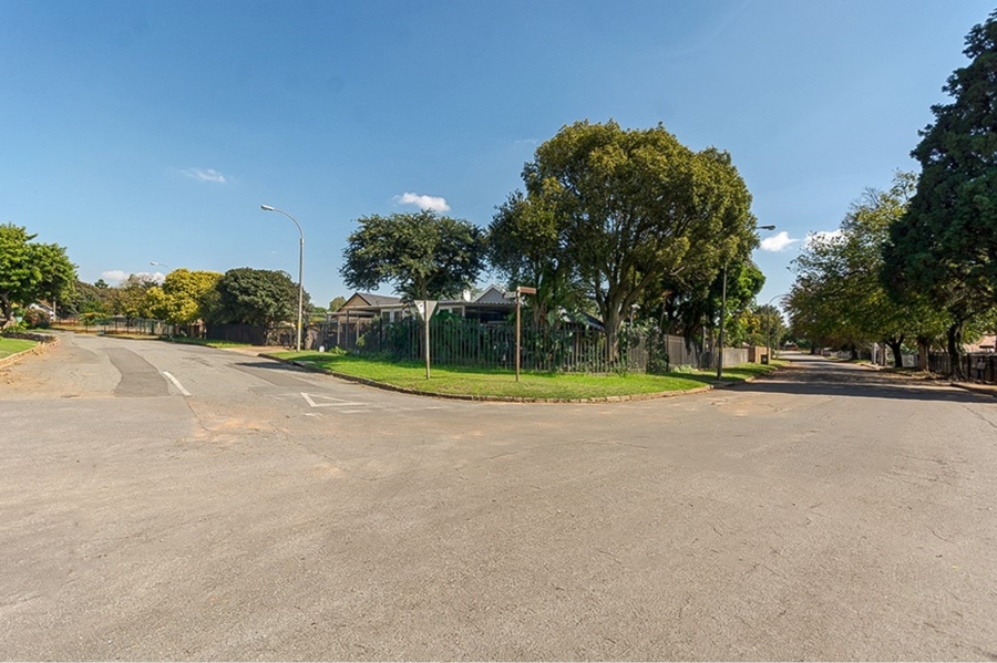 3 Bedroom Property for Sale in Birchleigh Gauteng