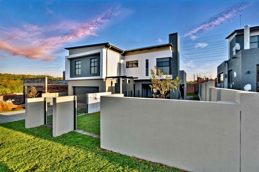 3 Bedroom Property for Sale in Fountainbrook Estate Gauteng
