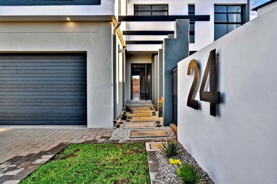 3 Bedroom Property for Sale in Fountainbrook Estate Gauteng