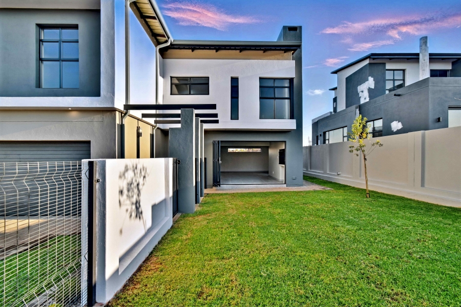 3 Bedroom Property for Sale in Fountainbrook Estate Gauteng