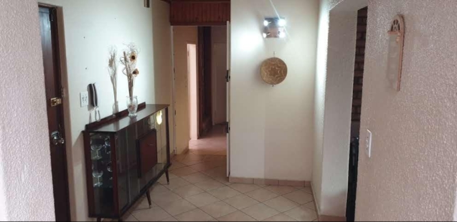 4 Bedroom Property for Sale in Glenvista Gauteng