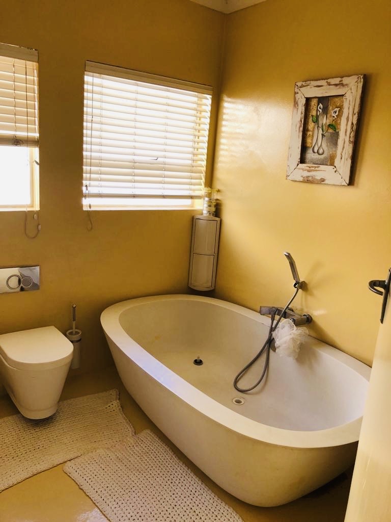 4 Bedroom Property for Sale in Bruma Gauteng