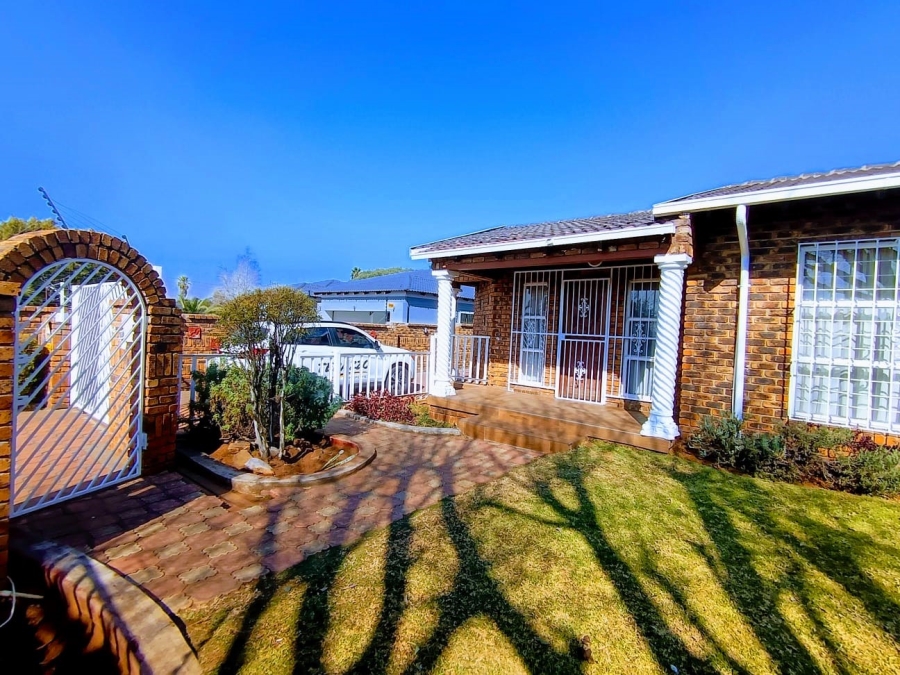 3 Bedroom Property for Sale in Dalpark Gauteng