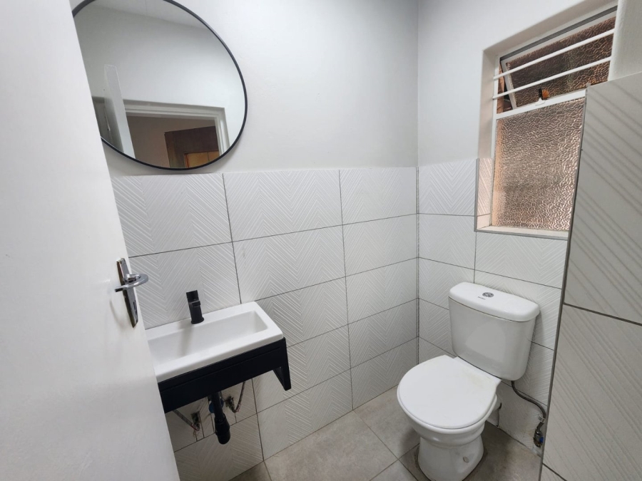 2 Bedroom Property for Sale in Sinoville Gauteng