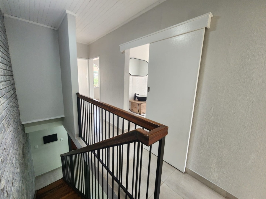 2 Bedroom Property for Sale in Sinoville Gauteng
