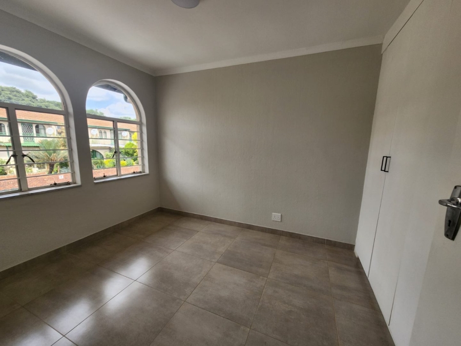 2 Bedroom Property for Sale in Sinoville Gauteng