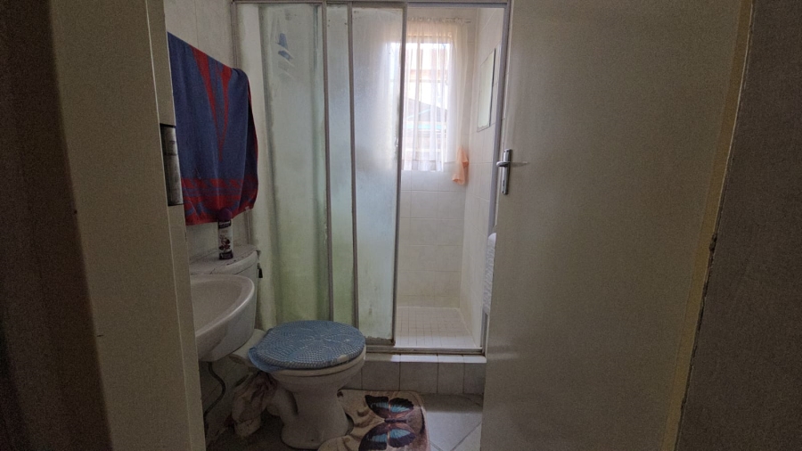 2 Bedroom Property for Sale in Annlin Gauteng