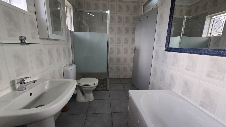 To Let 2 Bedroom Property for Rent in Eden Glen Gauteng