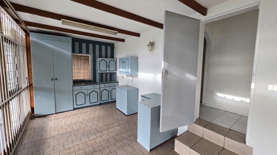 To Let 2 Bedroom Property for Rent in Eden Glen Gauteng