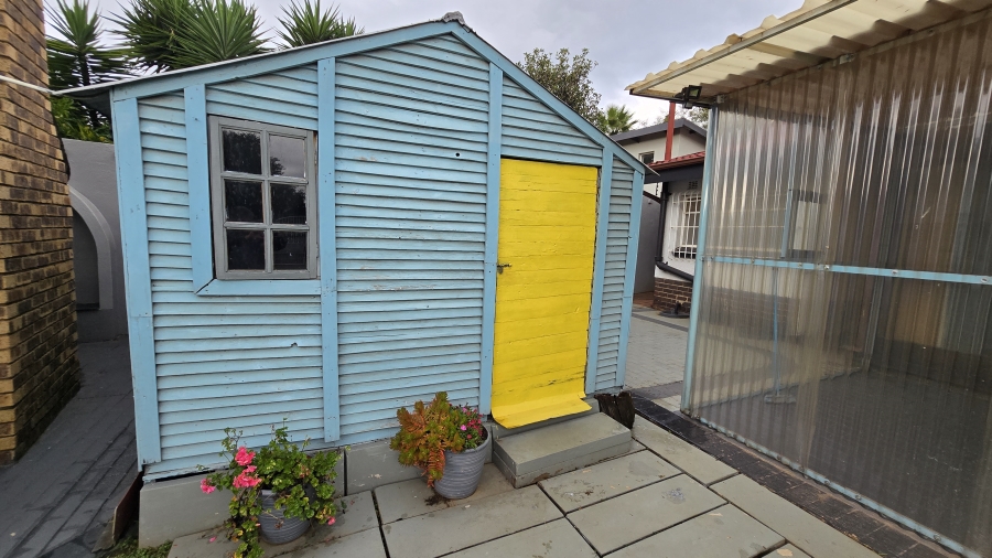 To Let 2 Bedroom Property for Rent in Eden Glen Gauteng