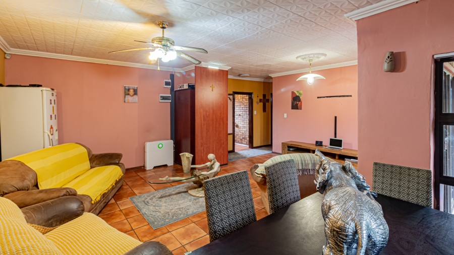 2 Bedroom Property for Sale in Lambton Gauteng