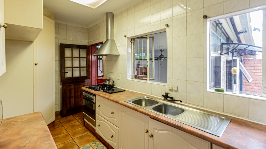 2 Bedroom Property for Sale in Lambton Gauteng