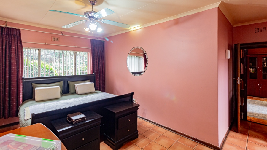 2 Bedroom Property for Sale in Lambton Gauteng