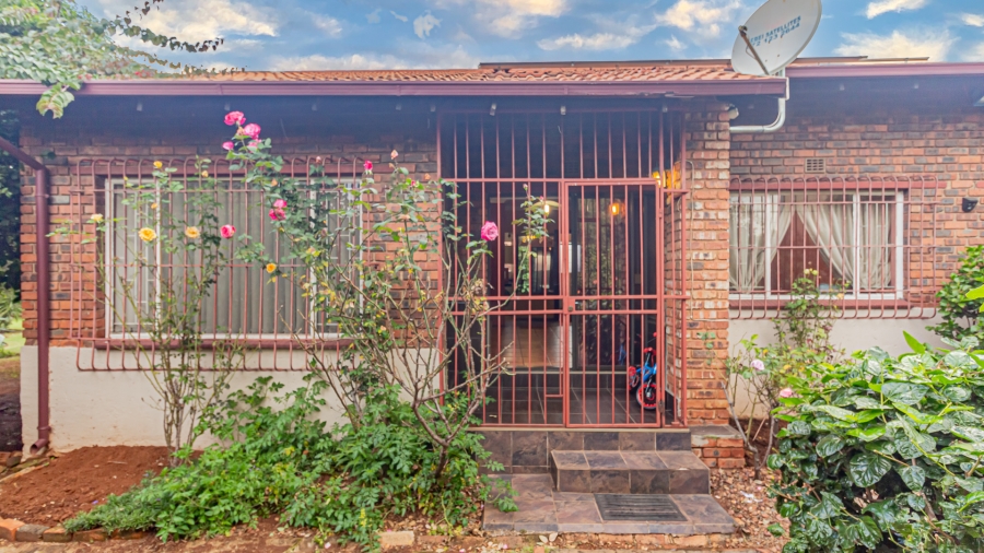 2 Bedroom Property for Sale in Lambton Gauteng