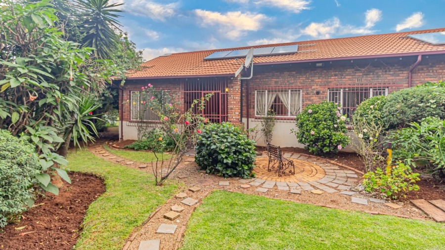 2 Bedroom Property for Sale in Lambton Gauteng