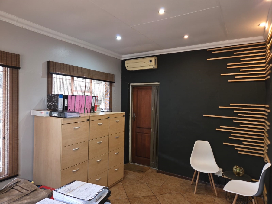 Commercial Property for Sale in Sinoville Gauteng