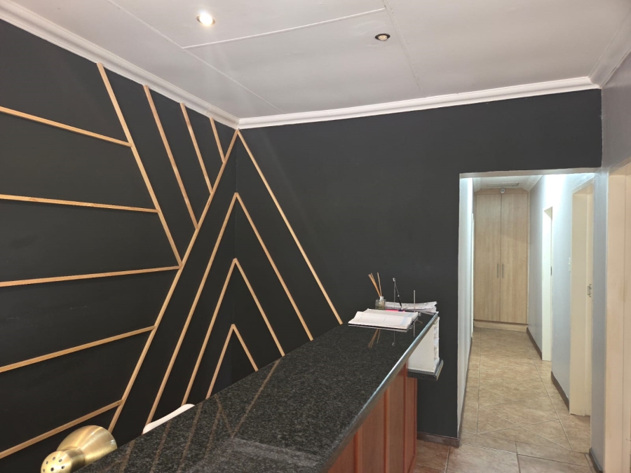 Commercial Property for Sale in Sinoville Gauteng
