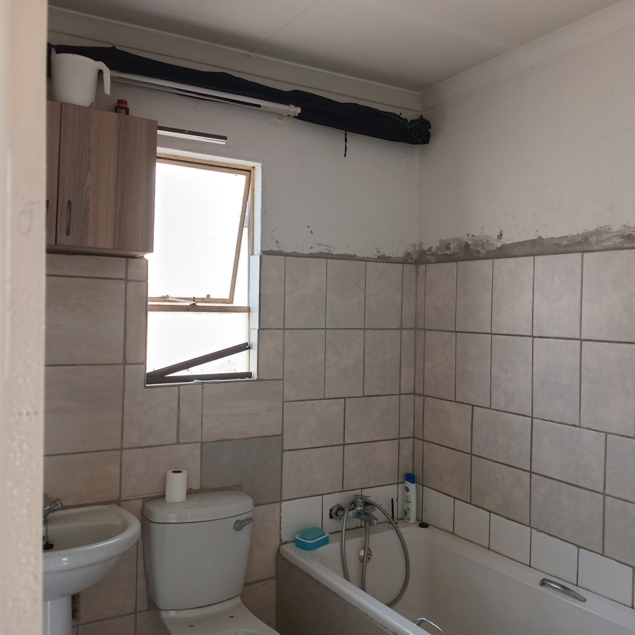 2 Bedroom Property for Sale in Kya Sands Gauteng