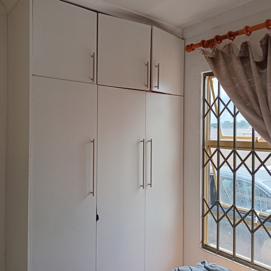 2 Bedroom Property for Sale in Kya Sands Gauteng