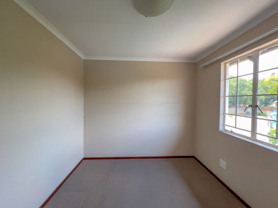 To Let 2 Bedroom Property for Rent in Groenkloof Gauteng
