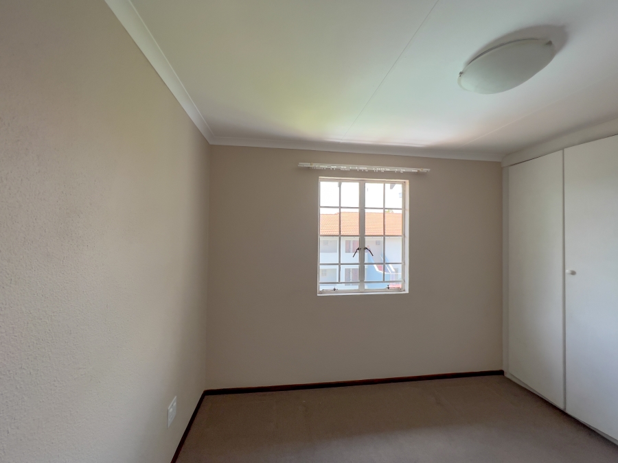 To Let 2 Bedroom Property for Rent in Groenkloof Gauteng