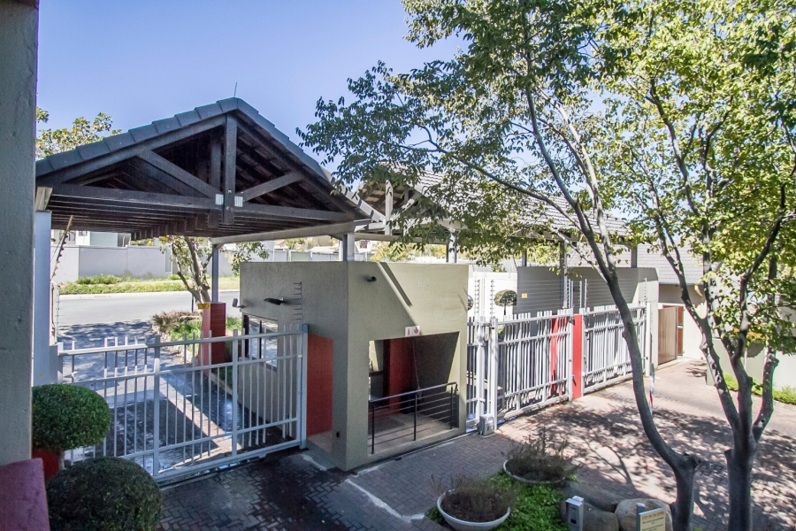 To Let 0 Bedroom Property for Rent in Lonehill Gauteng