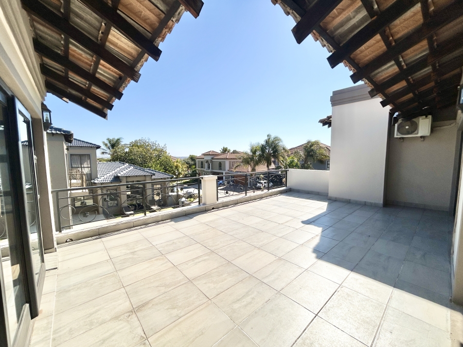 5 Bedroom Property for Sale in Blue Valley Golf Estate Gauteng