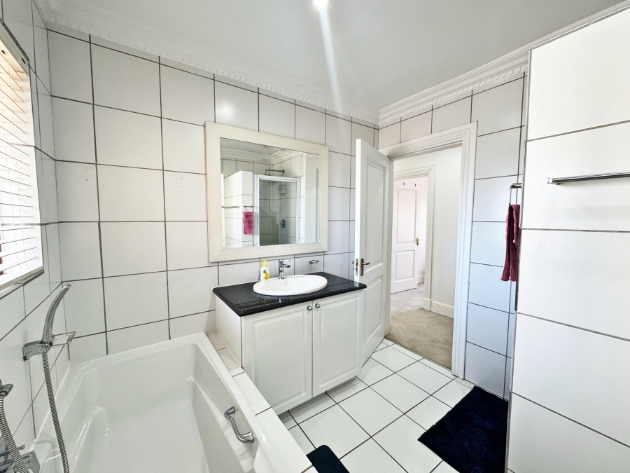 3 Bedroom Property for Sale in Hyde Park Gauteng