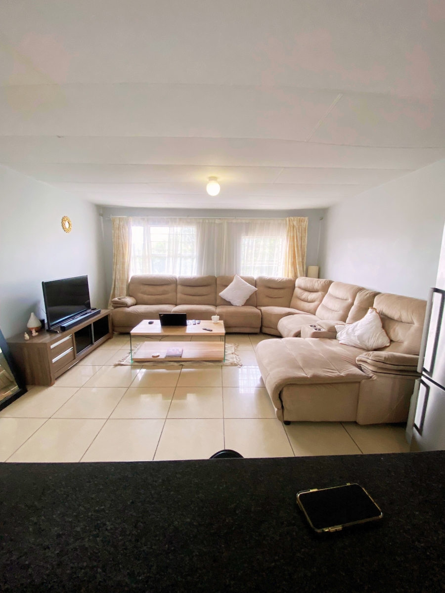2 Bedroom Property for Sale in Vorna Valley Gauteng