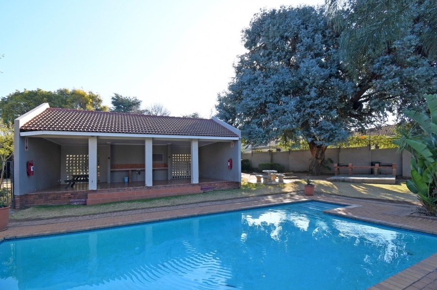 2 Bedroom Property for Sale in Bryanston Gauteng