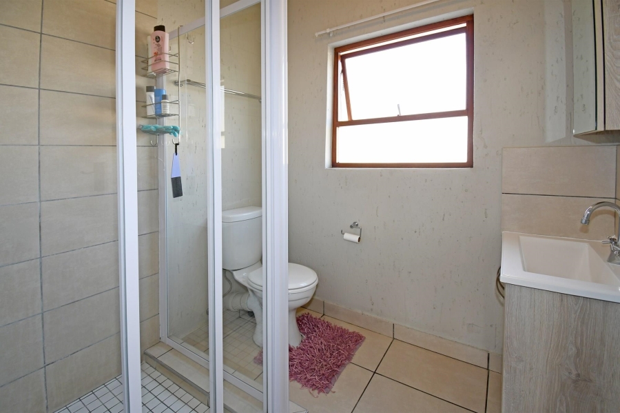 2 Bedroom Property for Sale in Douglasdale Gauteng