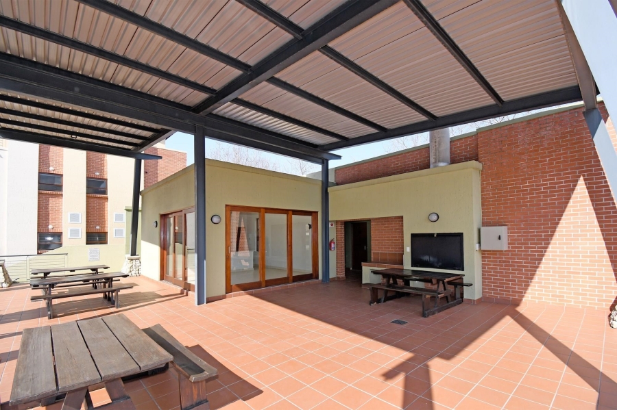 2 Bedroom Property for Sale in Douglasdale Gauteng