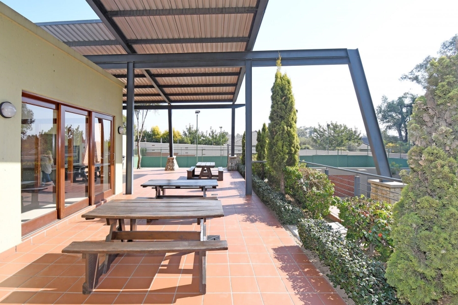 2 Bedroom Property for Sale in Douglasdale Gauteng