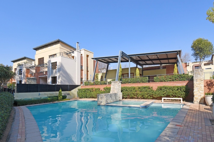 2 Bedroom Property for Sale in Douglasdale Gauteng
