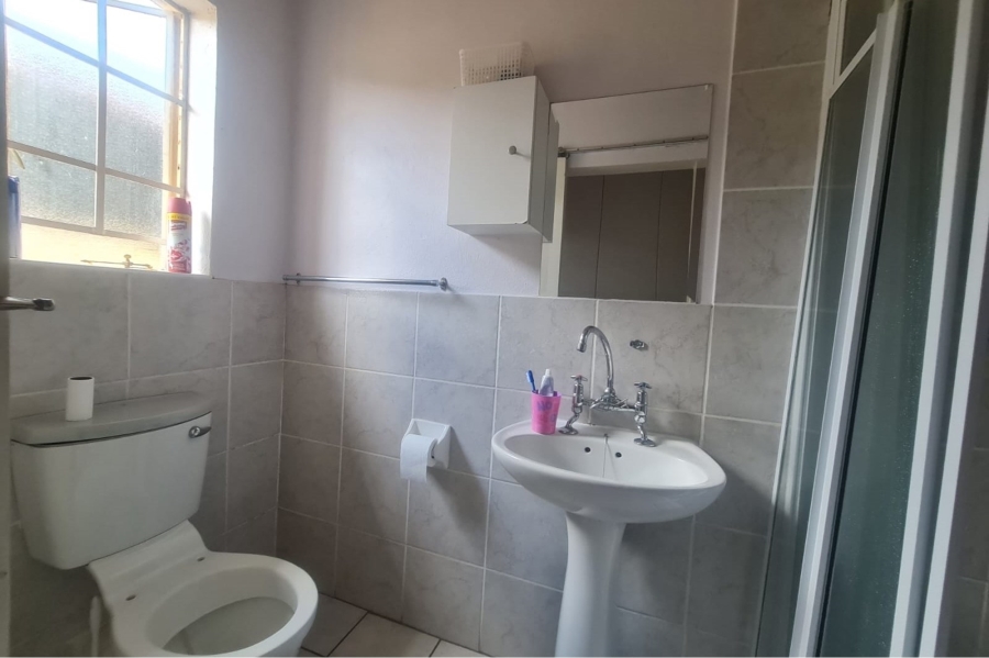 3 Bedroom Property for Sale in Honeydew Ridge Gauteng