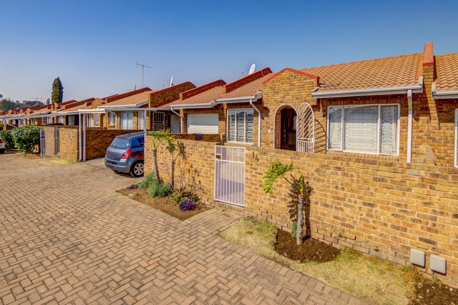 1 Bedroom Property for Sale in Norkem Park Gauteng