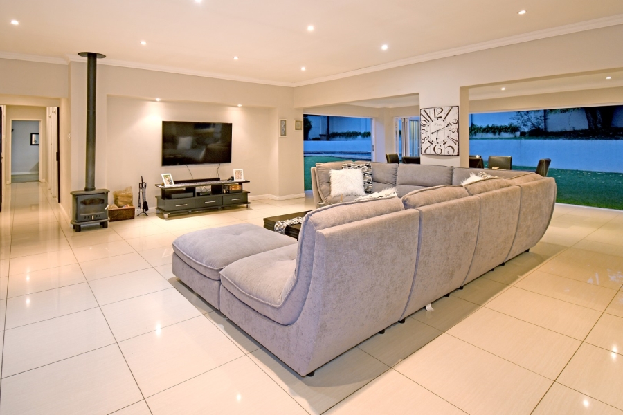 5 Bedroom Property for Sale in Parkmore Gauteng