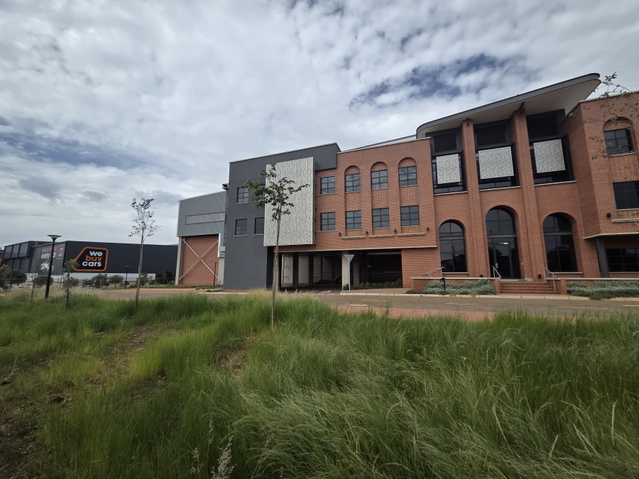 To Let commercial Property for Rent in Louwlardia Gauteng