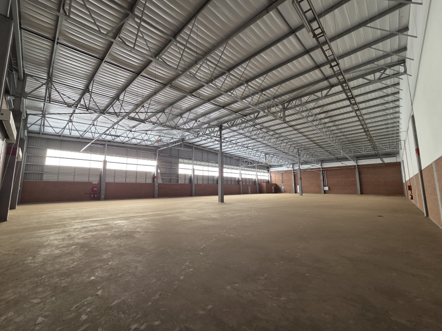 To Let commercial Property for Rent in Louwlardia Gauteng