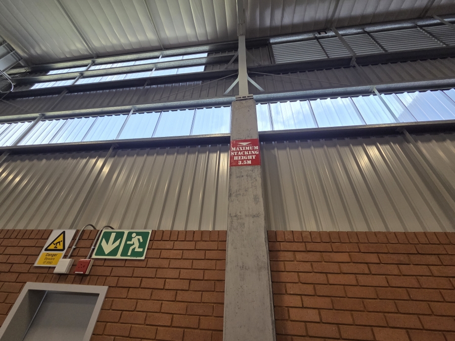 To Let commercial Property for Rent in Louwlardia Gauteng