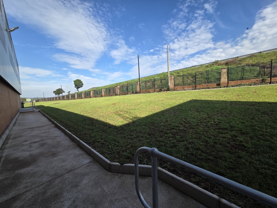 To Let commercial Property for Rent in Louwlardia Gauteng
