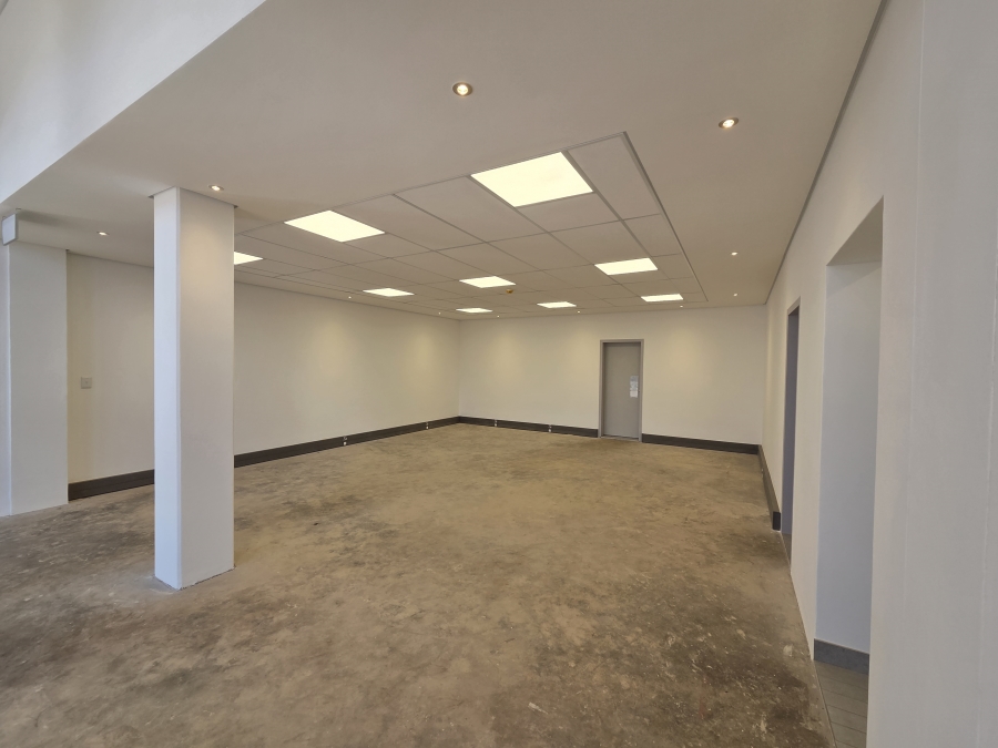 To Let commercial Property for Rent in Louwlardia Gauteng