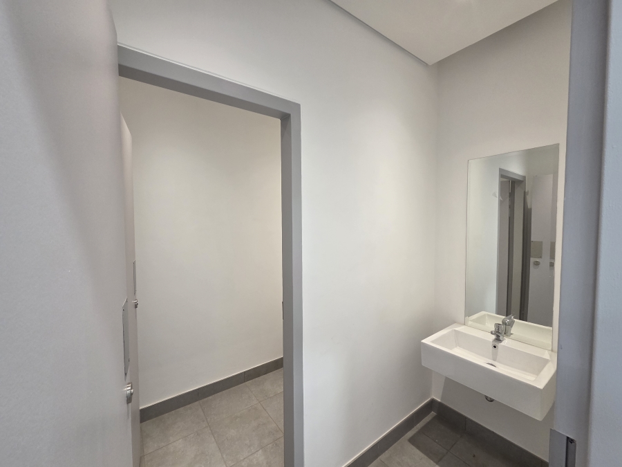 To Let commercial Property for Rent in Louwlardia Gauteng