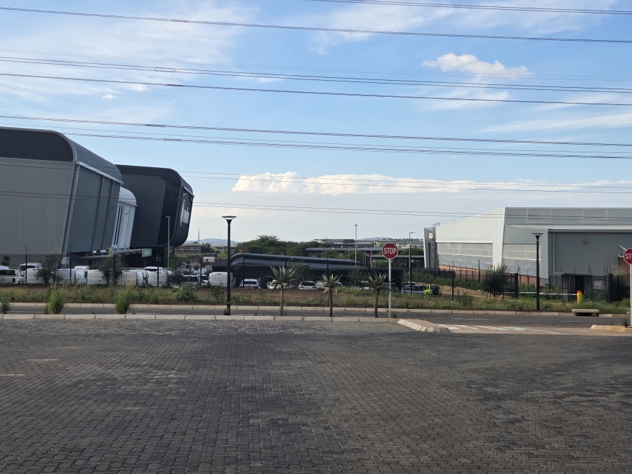 To Let commercial Property for Rent in Louwlardia Gauteng