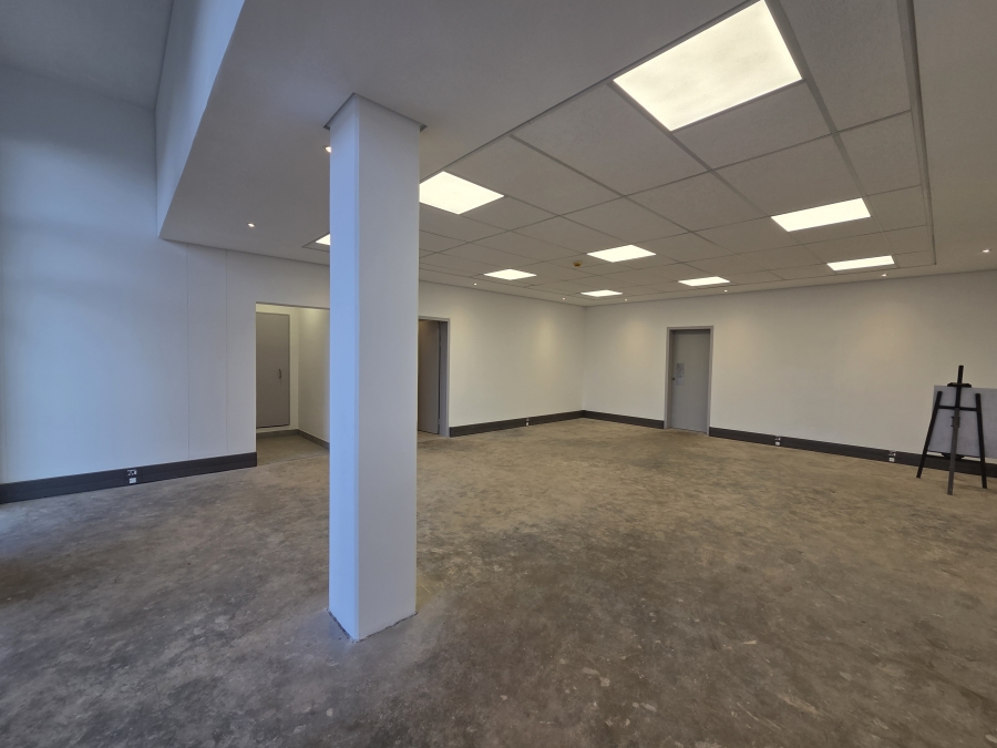 To Let commercial Property for Rent in Louwlardia Gauteng