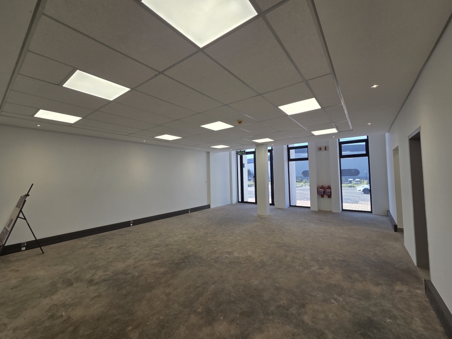 To Let commercial Property for Rent in Louwlardia Gauteng