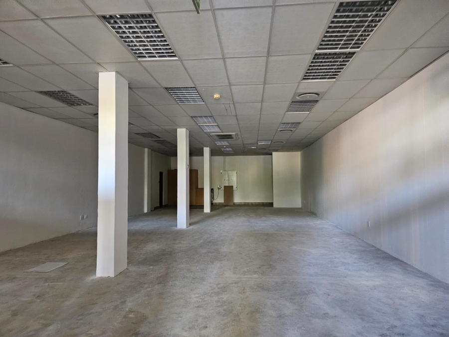 Commercial Property for Sale in Magalieskruin Gauteng
